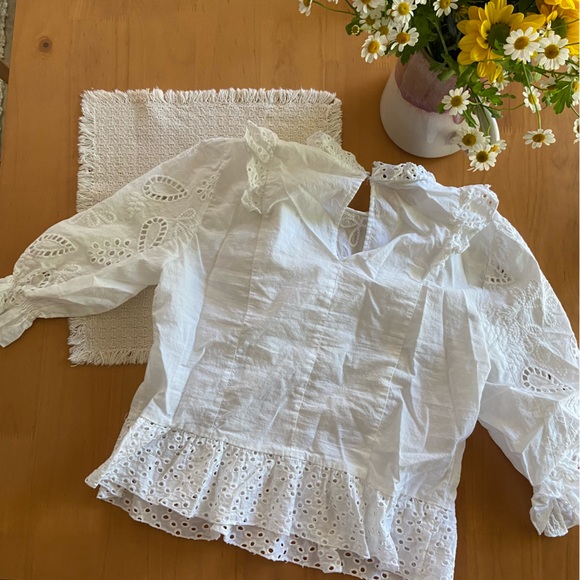 Zara White Eyelet Blouse Size S - Picture 3 of 3